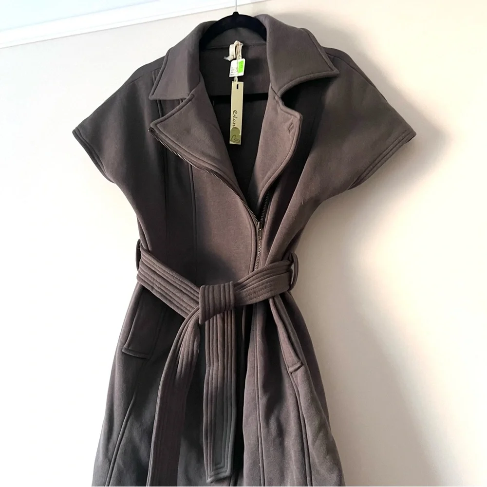 Cozy Deep Gray Short Sleeve Belted Coat - Picture 7 of 12